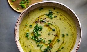 طرز تهیه سوپ کرفس؛ سوپ گرم و مقوی 