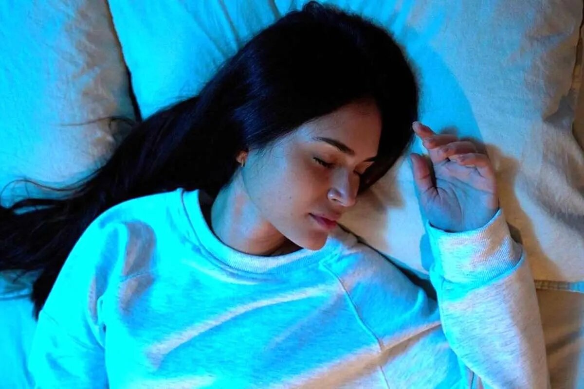 مصرف منیزیم برای خوابی عمیق؛ چه زمانی و چگونه مصرف کنیم؟