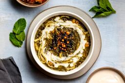 آش رشته؛ غذایی کامل برای سفره های زمستانی