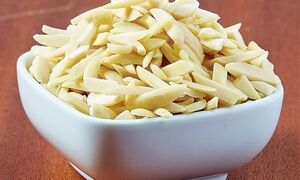 طرز تهیه خلال بادام در خانه