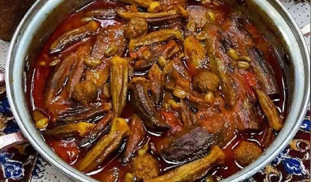 طرز تهیه خورش بامیه اهوازی؛ راز خوشمزگی این غذای جنوبی چیست؟