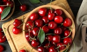 بهترین میوه‌ها برای درمان بی خوابی