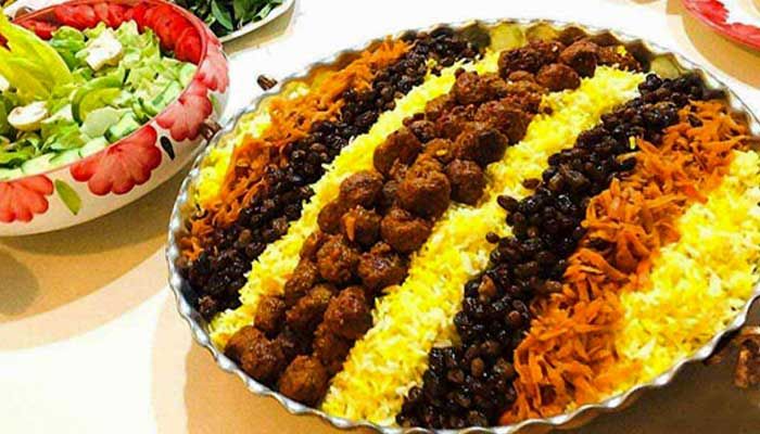 طرز تهیه کشمش پلو مجلسی و خوشمزه با گوشت چرخ کرده