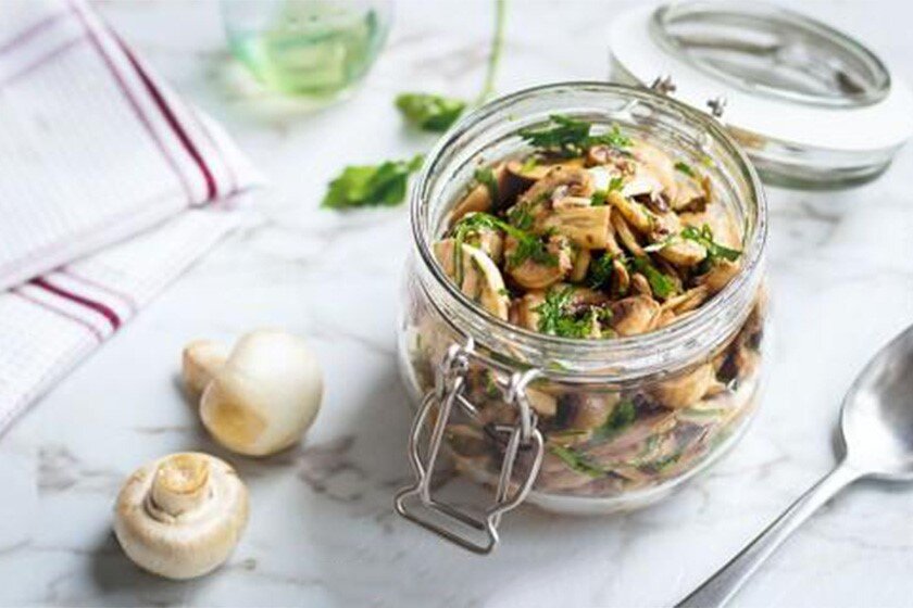 طرز تهیه ترشی قارچ به روشی ساده