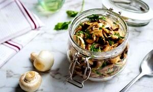 طرز تهیه ترشی قارچ به روشی ساده
