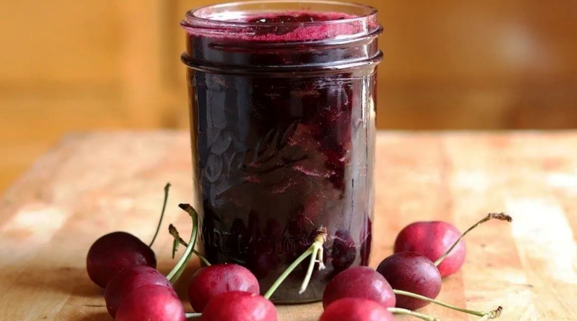 طرز تهیه مارمالاد گیلاس به ۲ روش 
