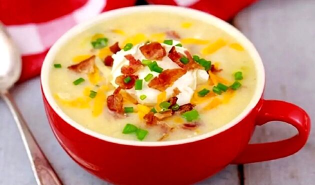 طرز تهیه سوپ سیب زمینی و پنیر با ژامبون