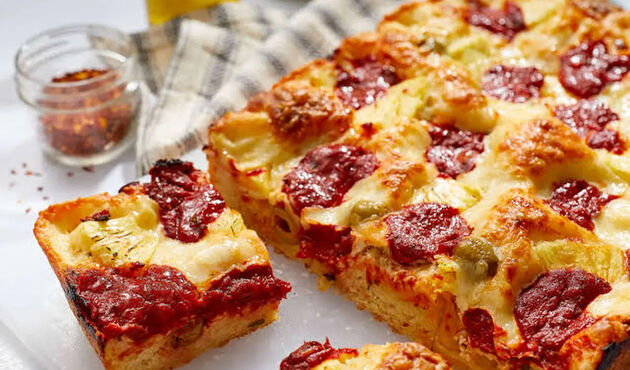  طرز تهیه پیتزا دیترویت؛ مشهورترین پیتزای امریکایی