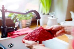 این مواد غذایی را در سینک نشویید