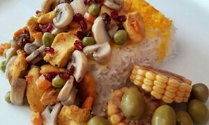 طرز تهیه قارچ‌پلو با نخودفرنگی؛ یک غذای گیاهی مجلسی