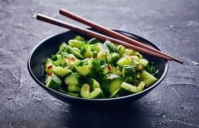 طرز تهیه سالاد خیار کُره‌ای؛ ترند خوشمزه‌ اینستاگرامی که همه باید امتحان کنند