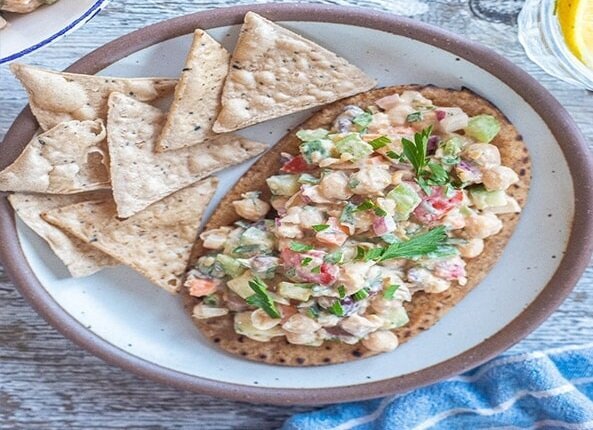 طرز تهیه سالاد نخود لیمویی با ارده
