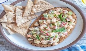 طرز تهیه سالاد نخود لیمویی با ارده